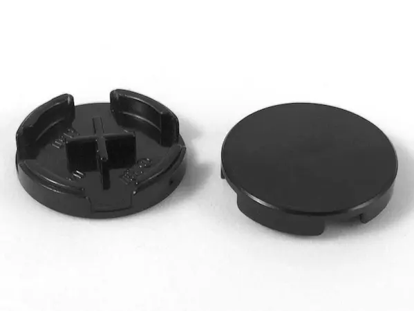 Black Tile, Round 2 x 2