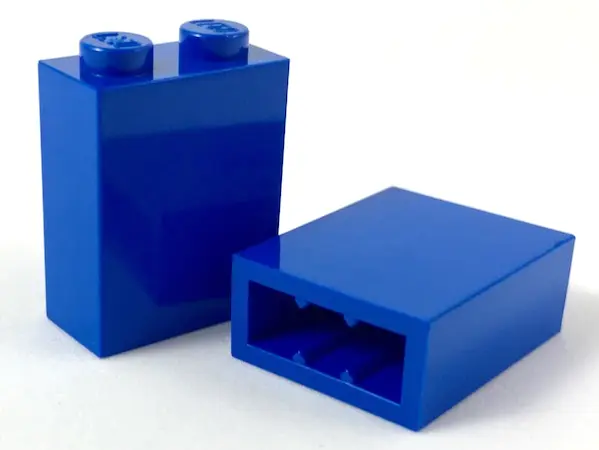 Blue Brick 1 x 2 x 2 with Inside Stud Holder