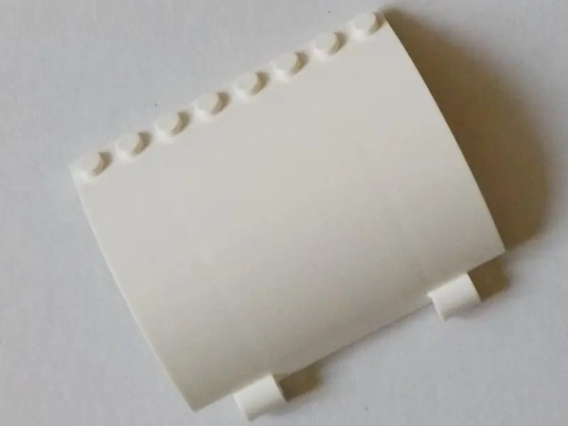 White Panel 5 x 8 x 3 2/3 Curved with 2 Axle Holes