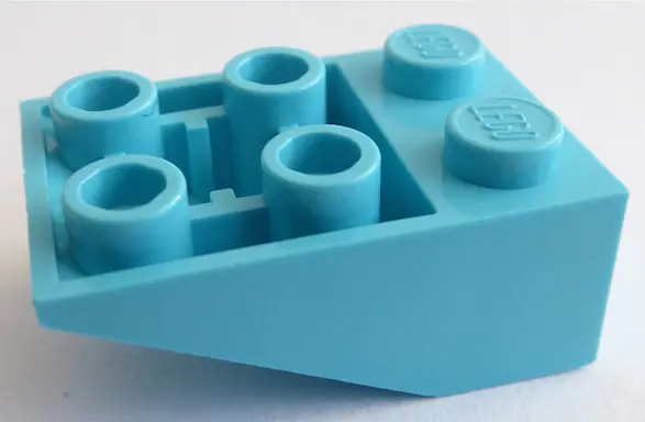 Medium Azure Slope, Inverted 33 3 x 2 with Flat Bottom Pin and Connections between Studs