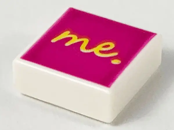 White Tile 1 x 1 with Yellow 'me.' Script on Magenta Background Pattern
