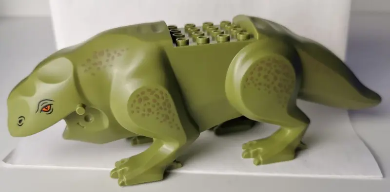 Olive Green Dewback Body, Claws and Short Tail with Eyes and Nostrils and Leg Spots Pattern 2