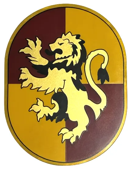 Pearl Gold Tile, Round 6 x 8 Oval with Gryffindor Crest with Gold Lion on Dark Red and Bright Light 