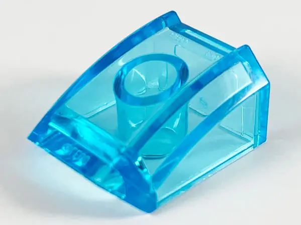 Trans-Light Blue Slope, Curved 2 x 2 Lip