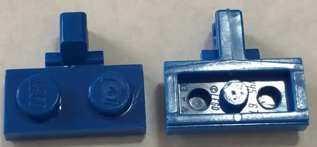 Blue Hinge Plate 1 x 2 Locking with 1 Finger on Side with Bottom Groove