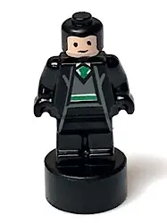 Slytherin Student Statuette / Trophy #3, Light Nougat Face