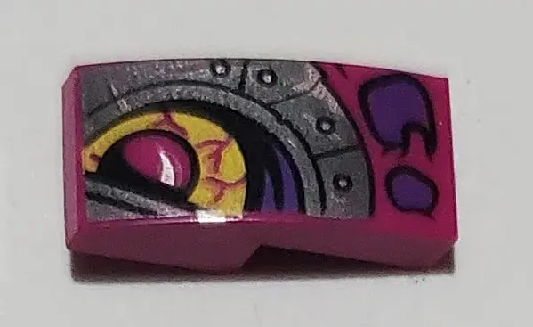 Magenta Slope, Curved 2 x 1 x 2/3 with Magenta and Silver Dragon Eye Pattern Model Right Side