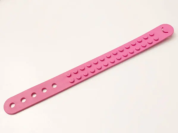Dark Pink Bracelet with 2 x 14 Studs and 5 Holes