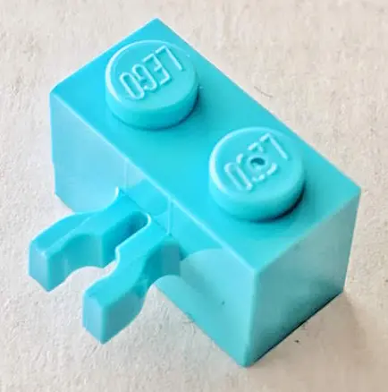 Medium Azure Brick, Modified 1 x 2 with Split U Clip Thick (Vertical Grip)