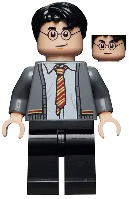Harry Potter - Gryffindor Cardigan Sweater, Shirt with Wrinkles