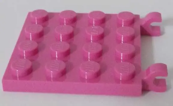 Dark Pink Plate, Modified 4 x 4 with 2 Open O Clips (Horizontal Grip)
