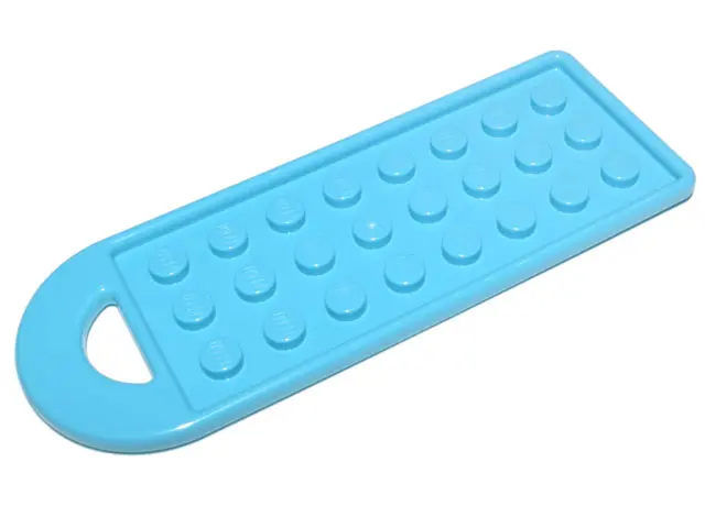 Medium Azure Bag Tag with 3 x 8 Studs