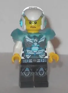 Agent Max Burns - Helmet and Armor, White Arms