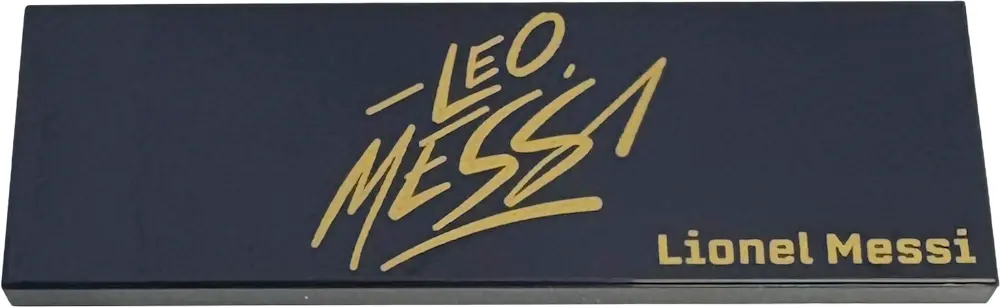 Tile 2 x 6 with Gold 'LIONEL MESSI' and 'LEO MESSI' Signature Pattern