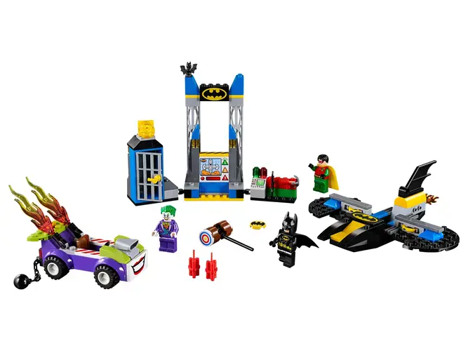 The Joker™ Batcave Attack 10753