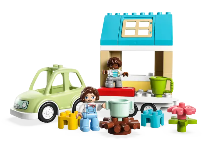 Family House on Wheels 10986
