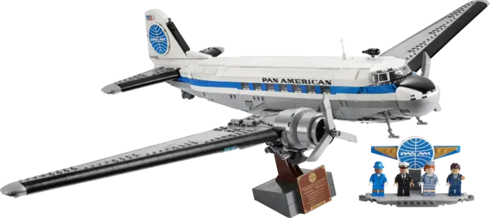 Douglas™ DC-3™ PAN AM® Airliner