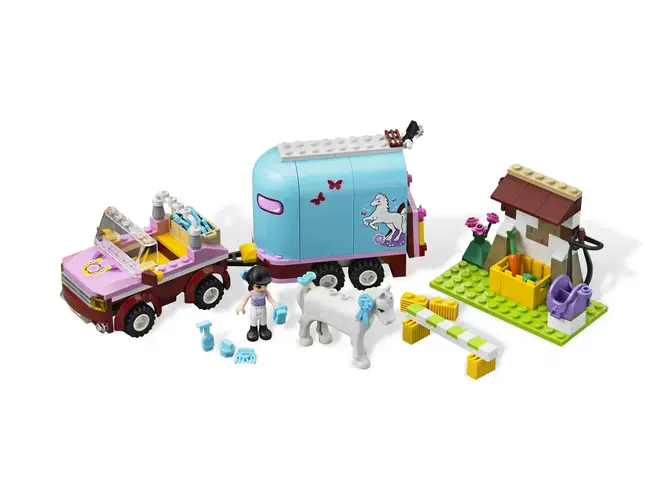 Emma's Horse Trailer 3186