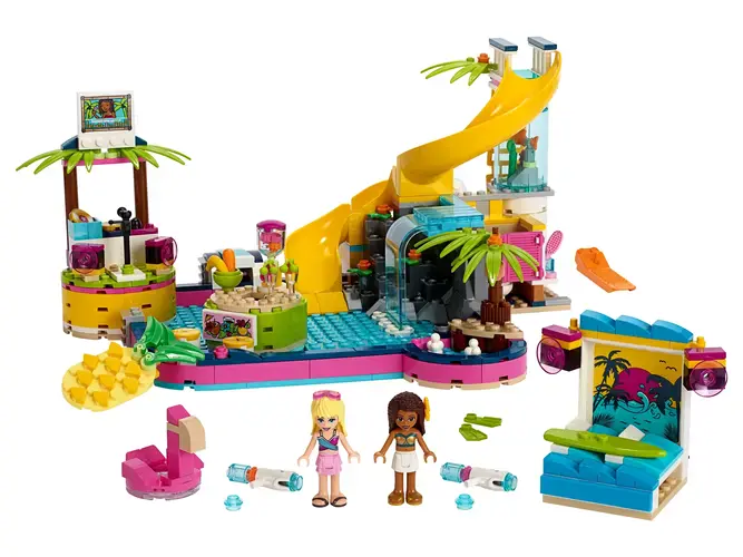 Andrea's Pool Party 41374