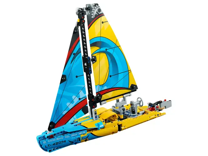 Racing Yacht 42074