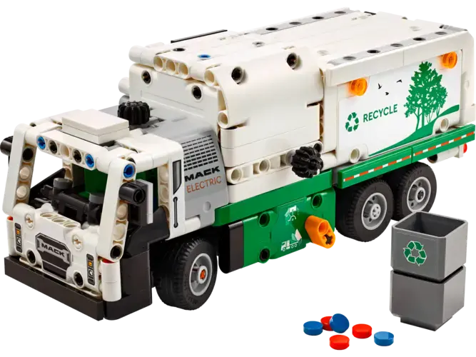 Mack® LR Electric Garbage Truck