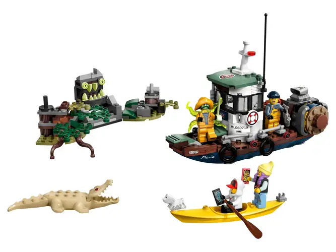 Wrecked Shrimp Boat 70419