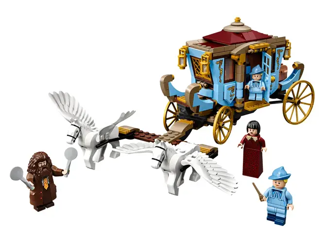 Beauxbatons' Carriage: Arrival at Hogwarts™ 75958