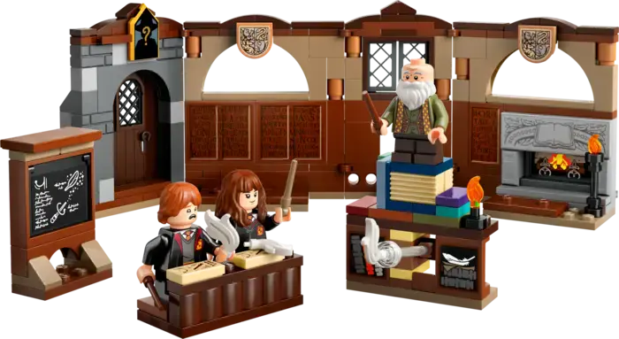 Hogwarts™ Castle: Charms Class